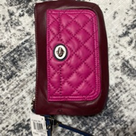 COACH quilted park wristlet, NWT F50097 burgundy multi leather - Picture 7 of 7